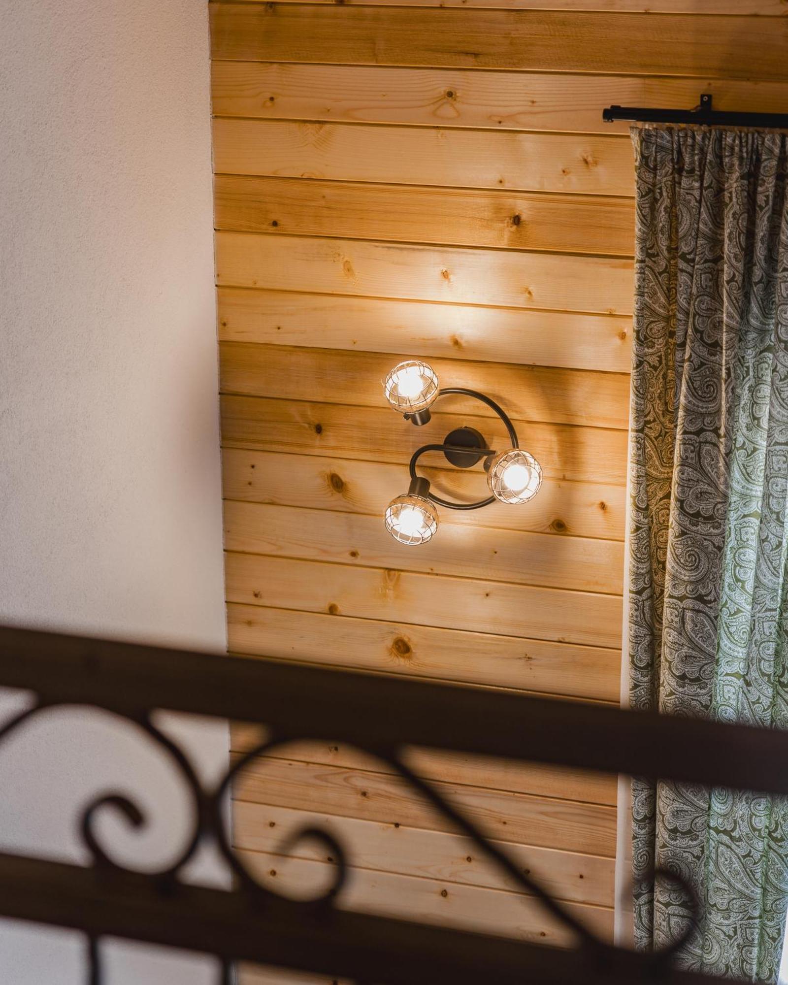 Mountain House Ivanovic Moticki Gaj Eksteriør billede