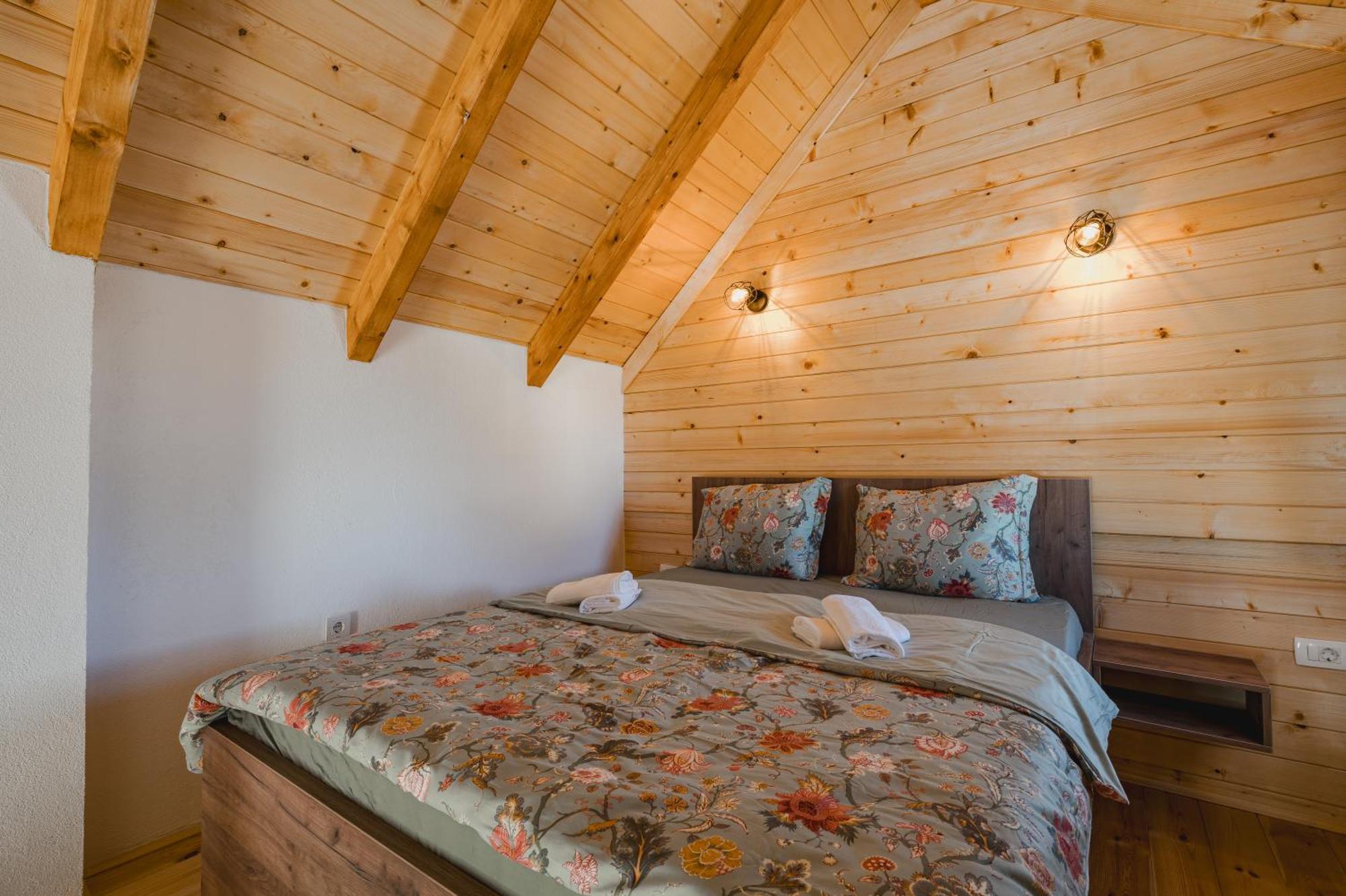 Mountain House Ivanovic Moticki Gaj Eksteriør billede