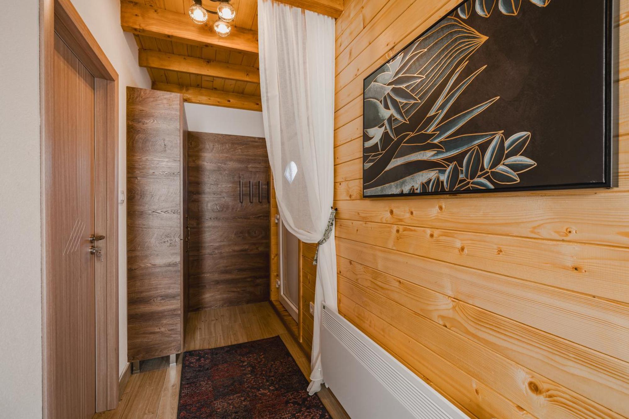 Mountain House Ivanovic Moticki Gaj Eksteriør billede