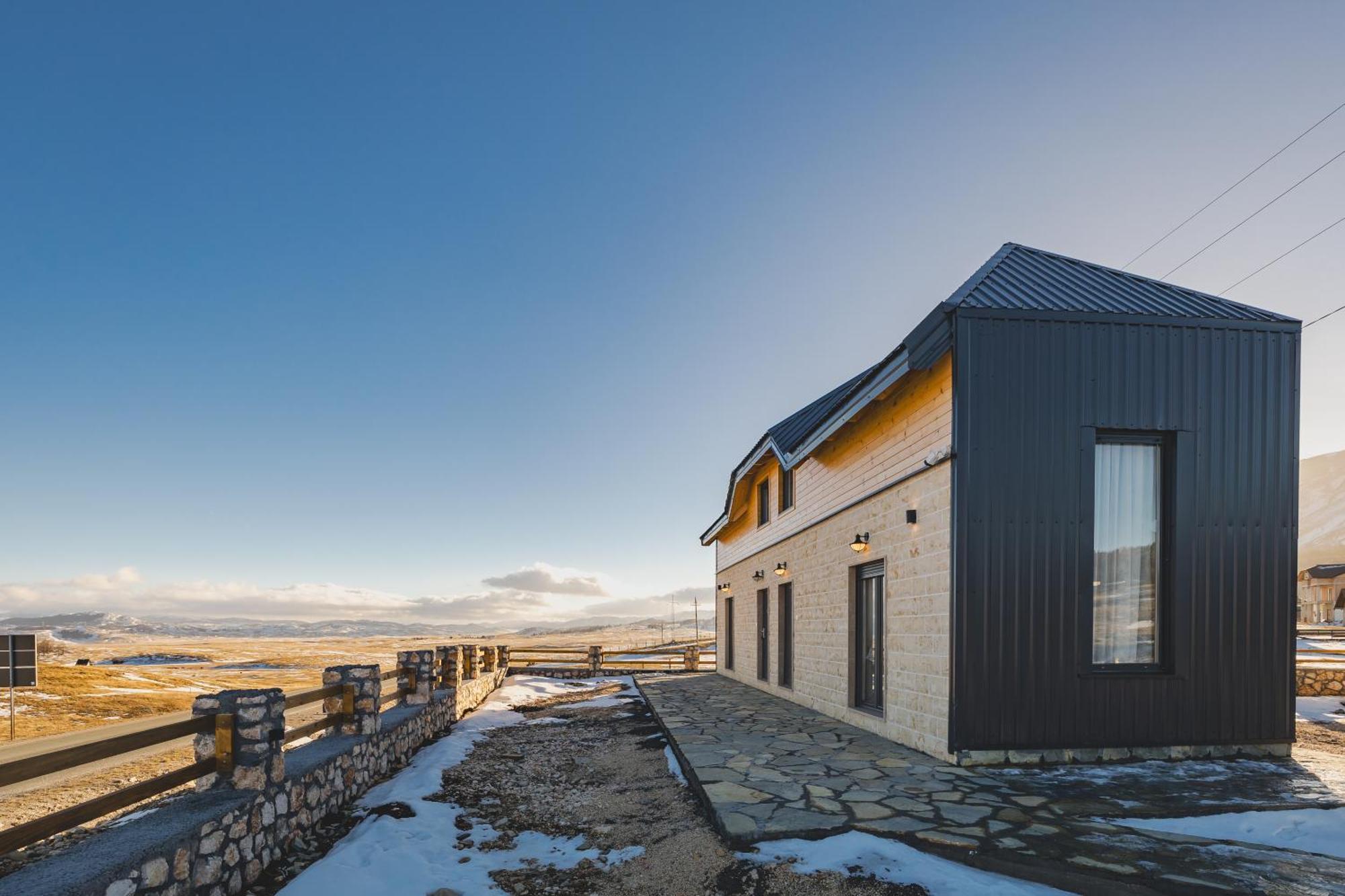 Mountain House Ivanovic Moticki Gaj Eksteriør billede