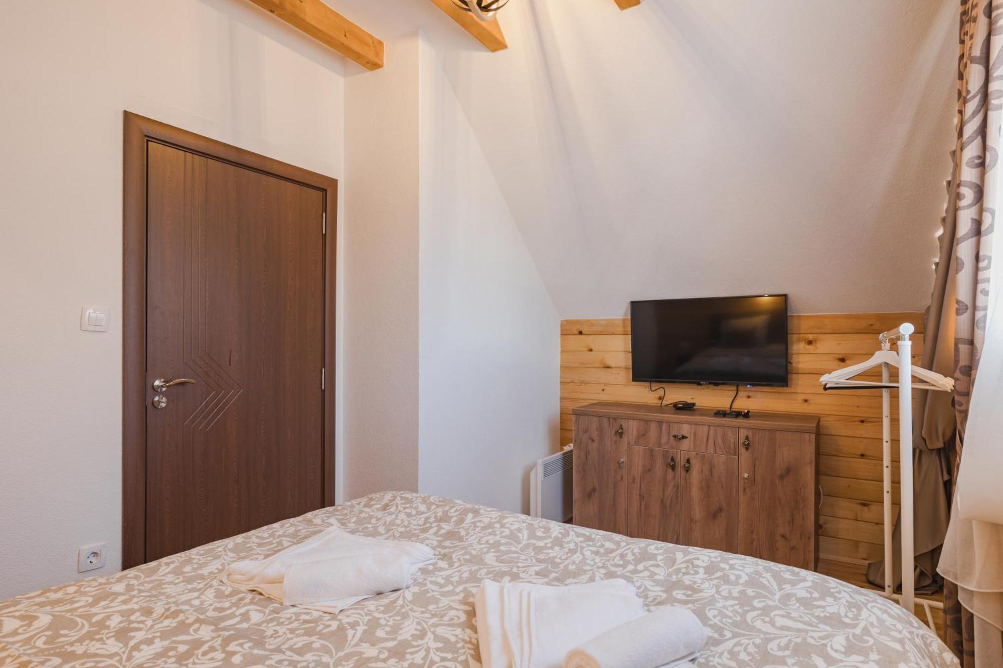 Mountain House Ivanovic Moticki Gaj Eksteriør billede